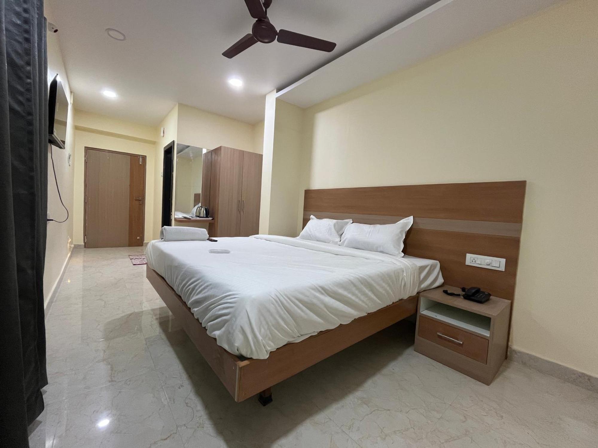 Hotel Elite Swagath Grand Hyderabad Exterior photo